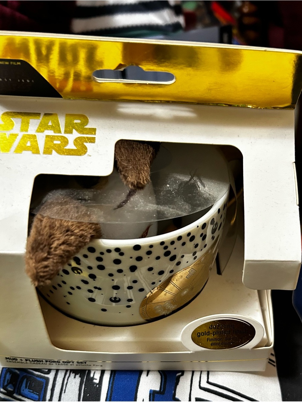 Star Wars White and Gold Porg Mug Gift Set - Picture 2 of 2